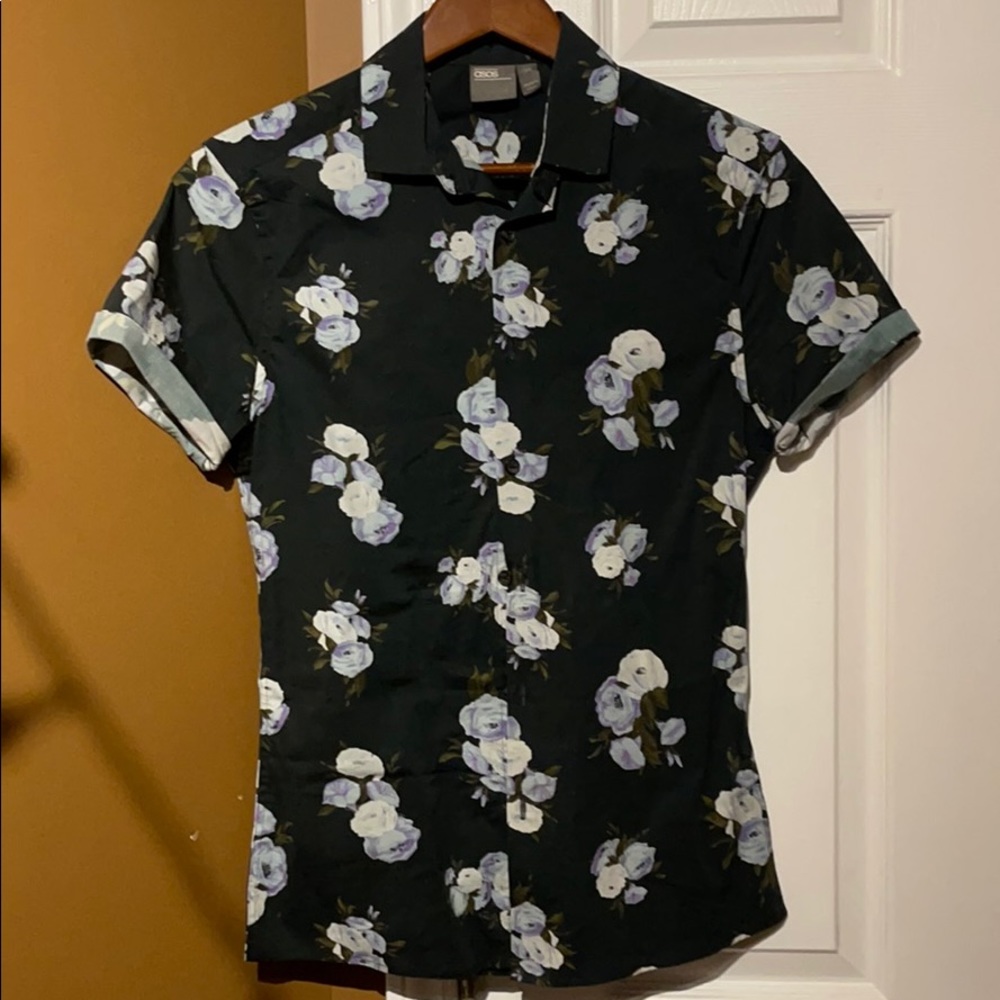 Slim fit floral button down shirt sleeves